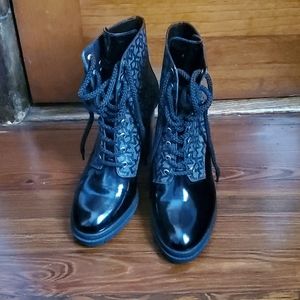 DKNY Heel Boot Women size 9